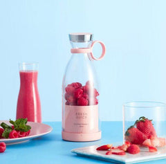 Travel Portable Mini Juice Blender ⭐⭐⭐⭐⭐ 4.8/5 (626 Reviews)